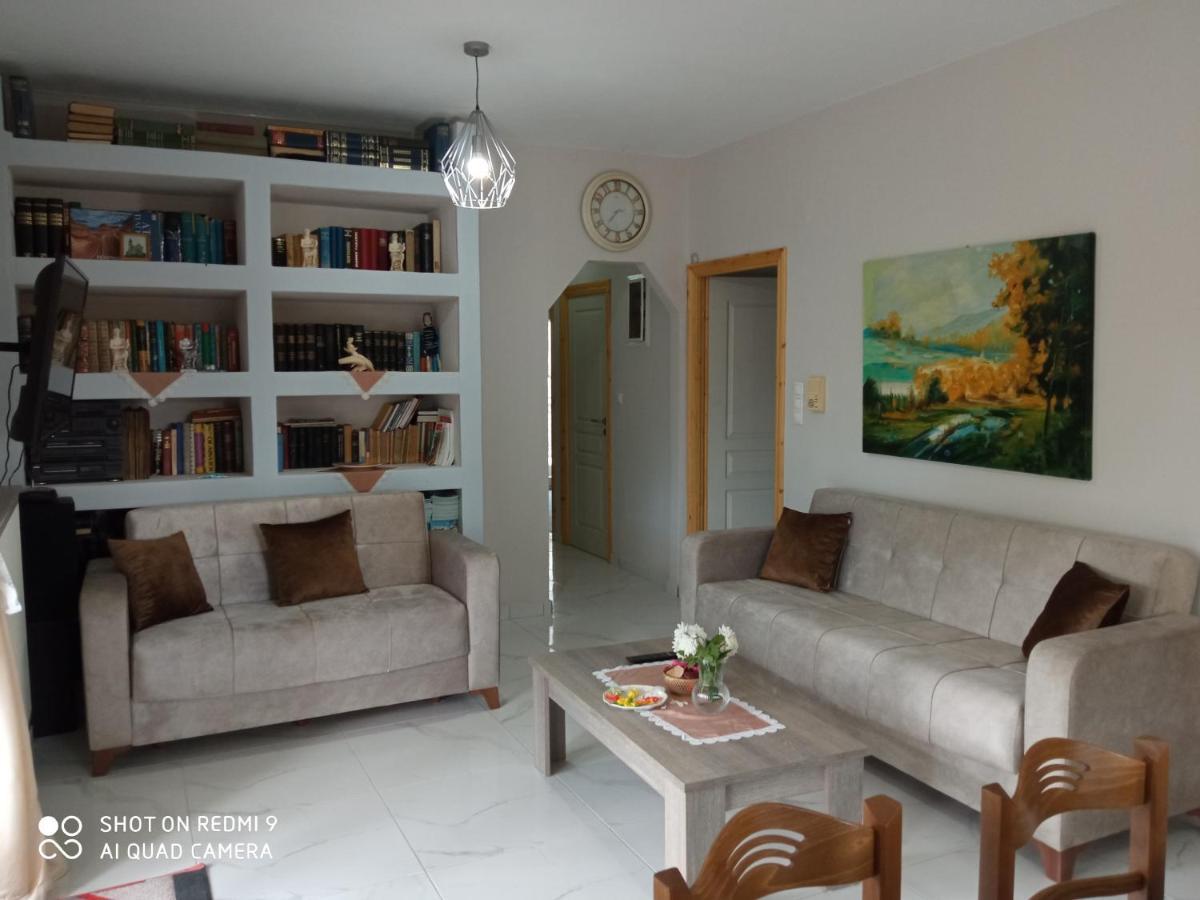 Bella-Caza Apartment Makri Luaran gambar