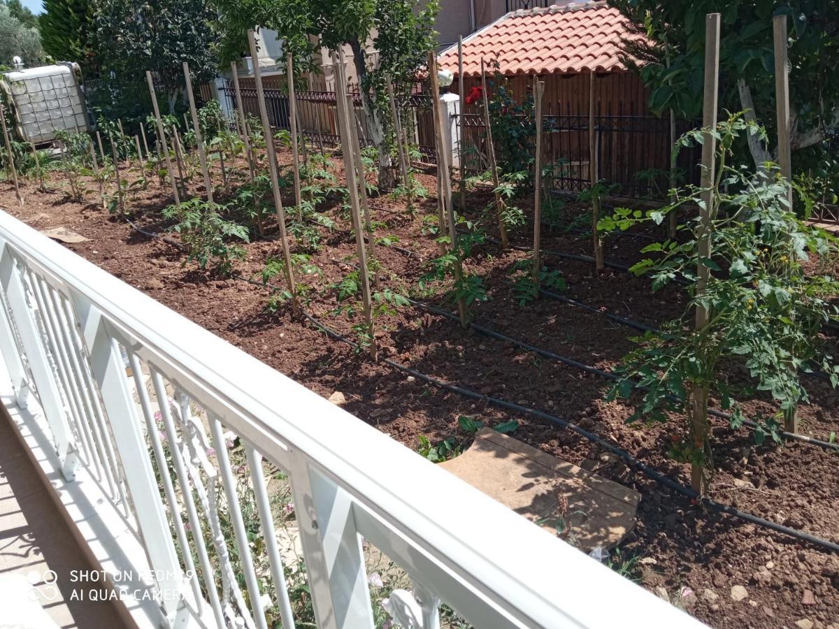 Bella-Caza Apartment Makri Luaran gambar