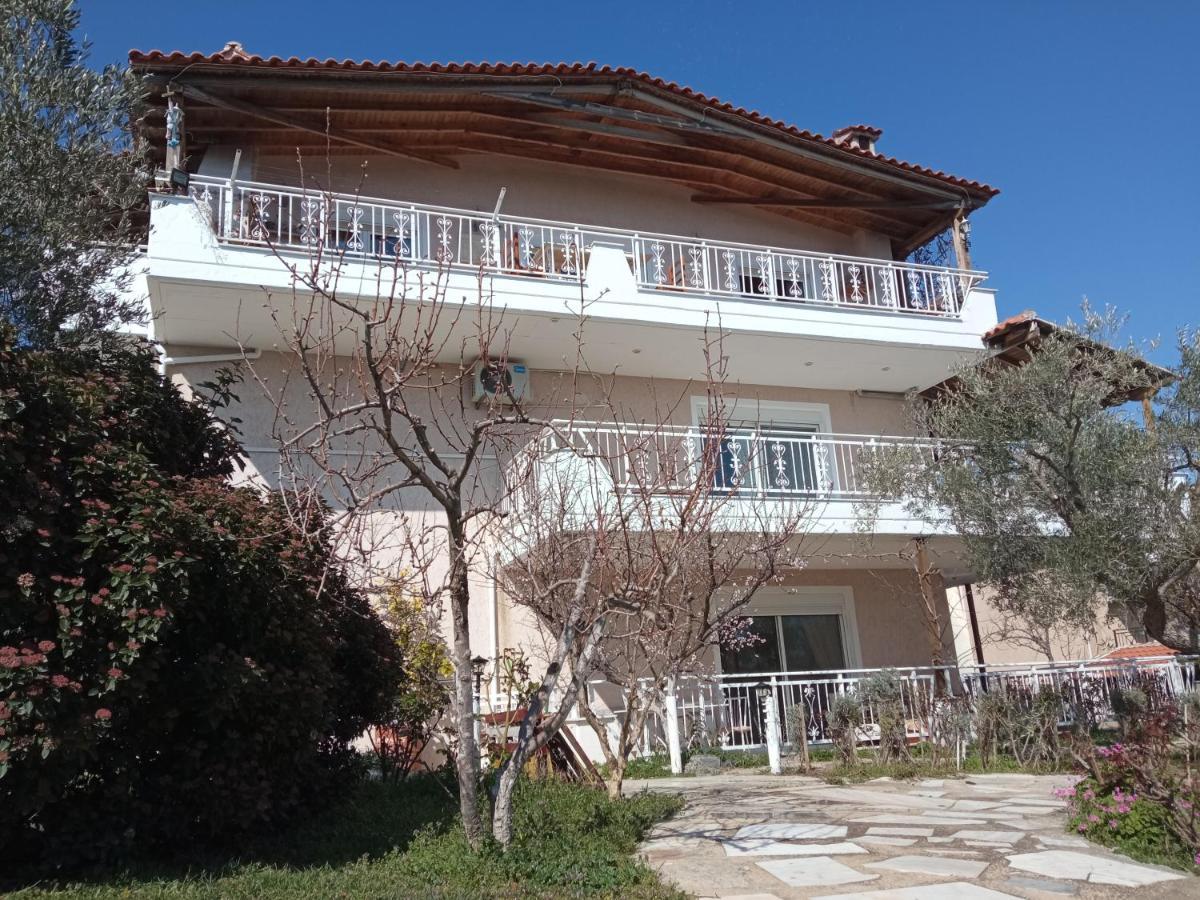 Bella-Caza Apartment Makri Luaran gambar