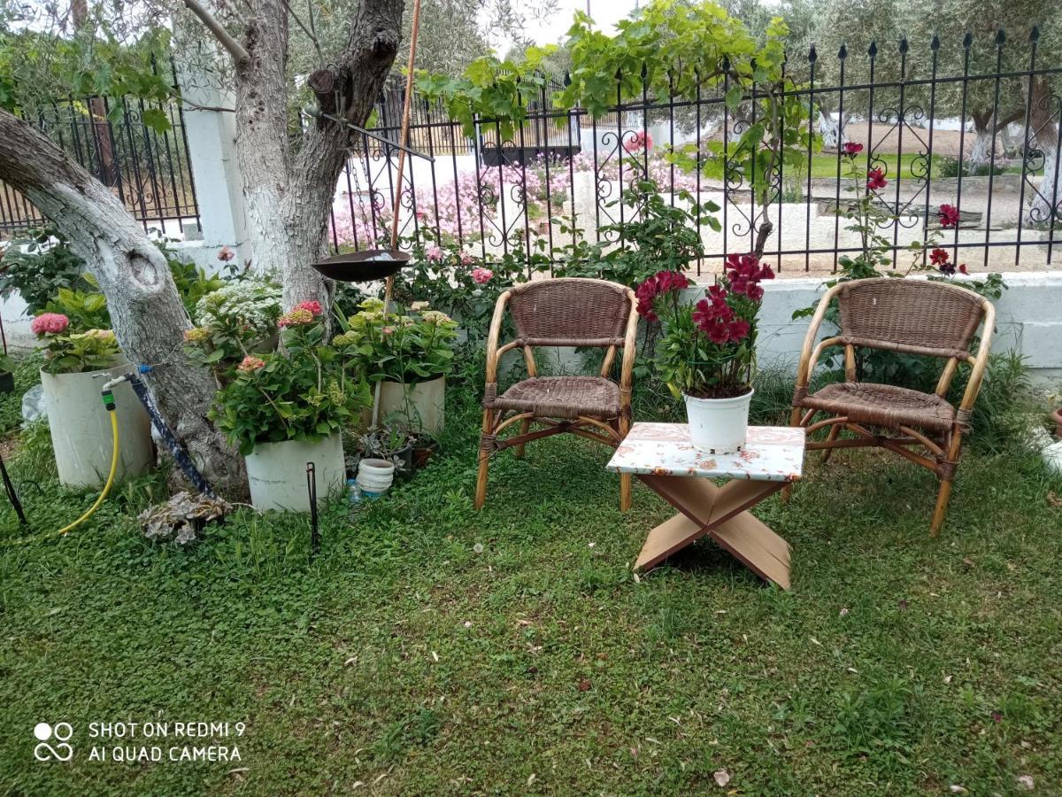 Bella-Caza Apartment Makri Luaran gambar
