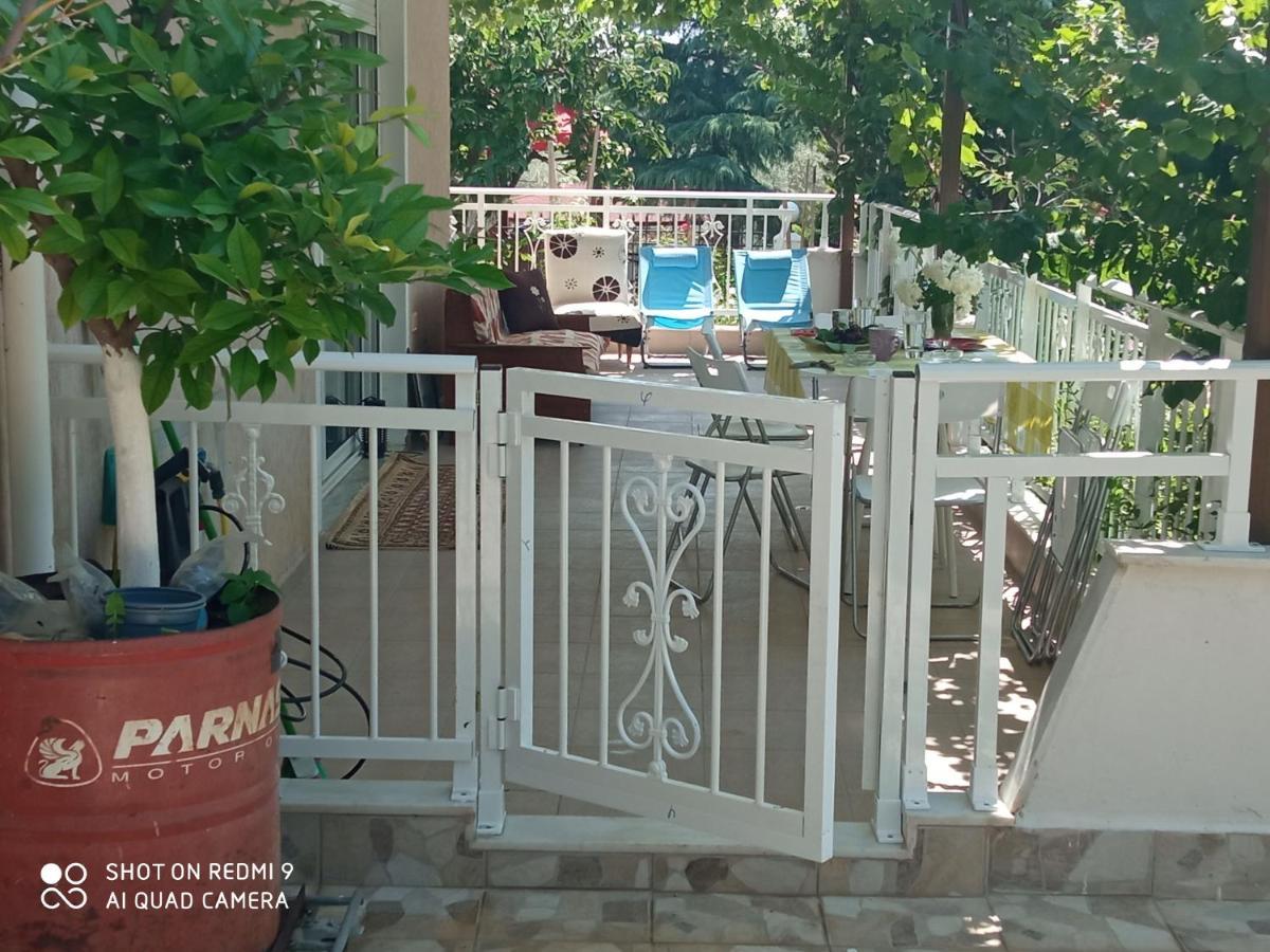 Bella-Caza Apartment Makri Luaran gambar